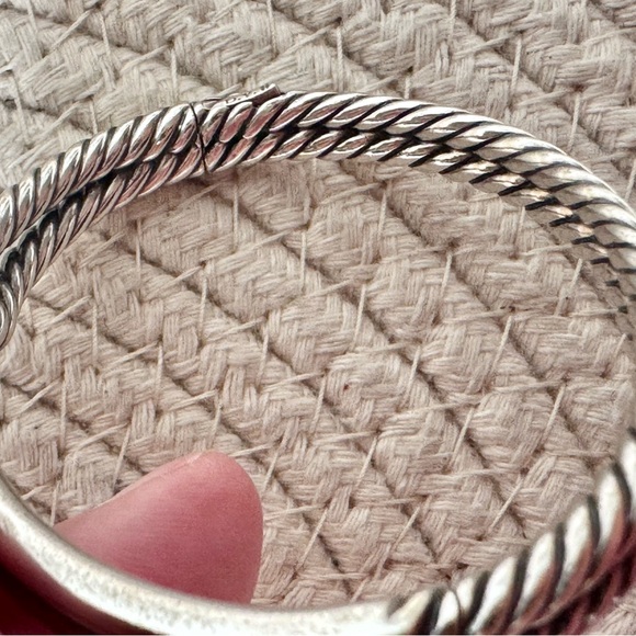 DAVID YURMAN CABLE THICK TWIST HINGED BANGLE BRACELET SILVER - Picture 7 of 14